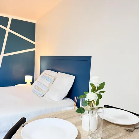 Platanes 9 - Proche - - Free Parking - Paris Apartmán