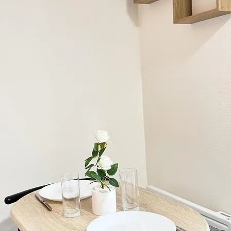 Platanes 9 - Proche - - Free Parking - Paris *